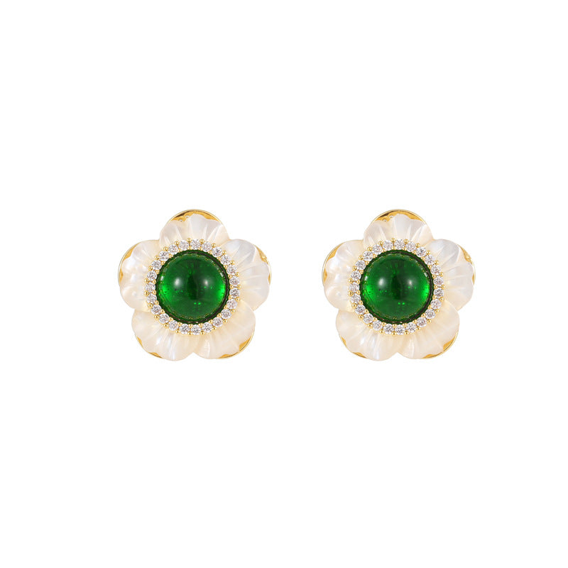 2025 Retro French Shell Flower Earrings: Small Fragrance Style, White Fritillary